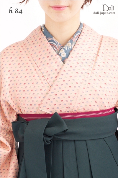 ダリのピンクの小紋の卒業式袴スタイルレンタル